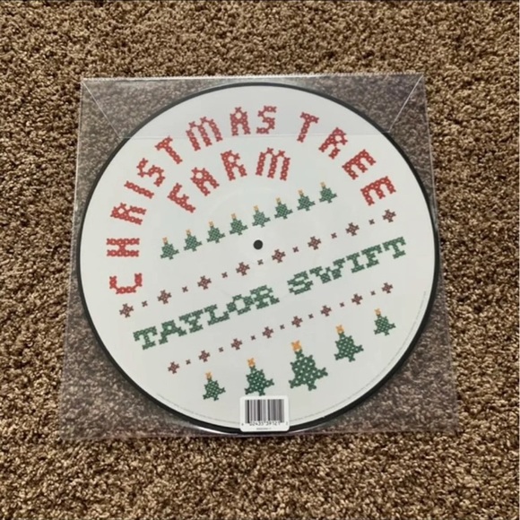 NEW Taylor Swift Christmas Tree Farm Picture Disc Vinyl - Picture 4 of 5